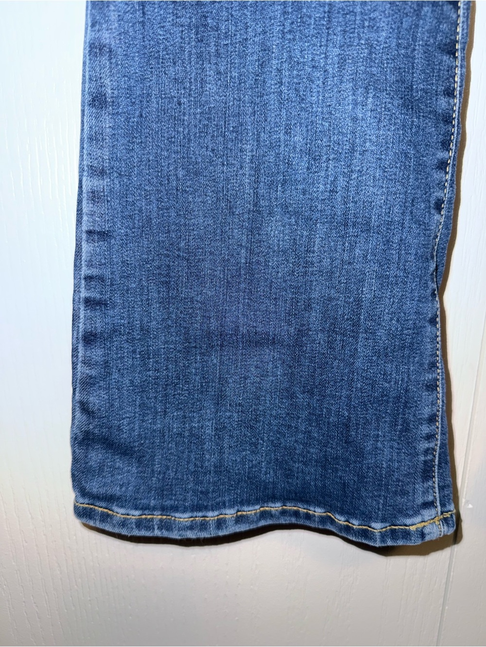 Gap Mid Rise Perfect Bootcut Jeans - Picture 2 of 14